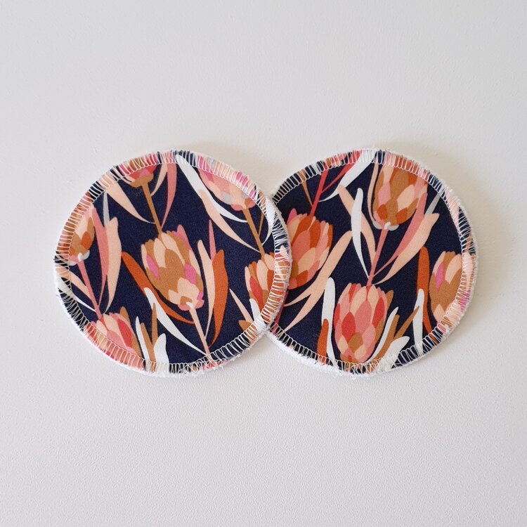 NAVY BANKSIA | RE-USABLE NURSING PADS