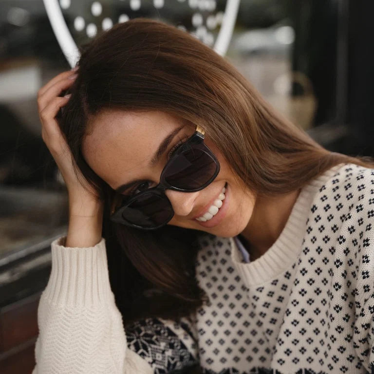 Lila Grace Midnight Blue l Smokey Gradient Lens l Walnut Arms