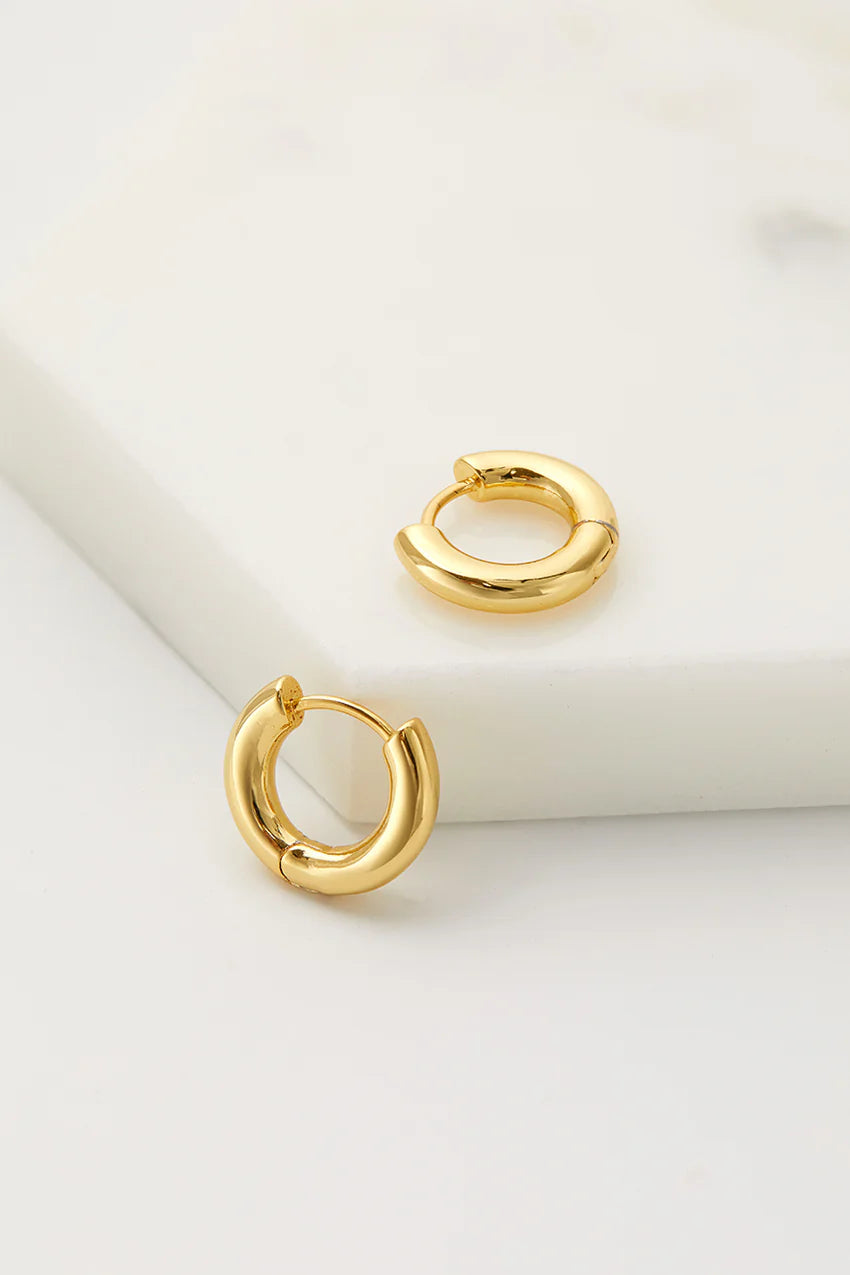 Kendall Hoop - Small - GOLD - Essential Earrings