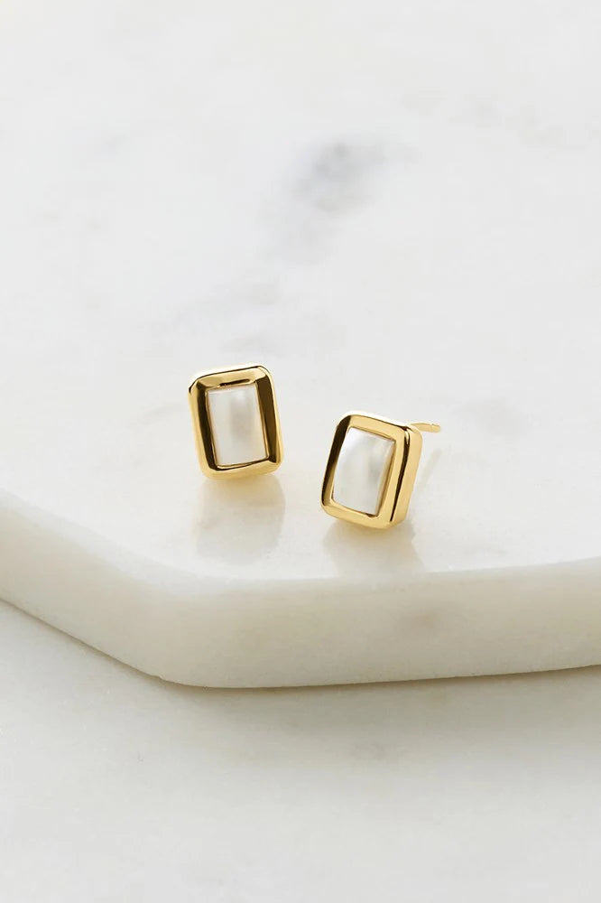 Sierra Stud Earrings - Pearl