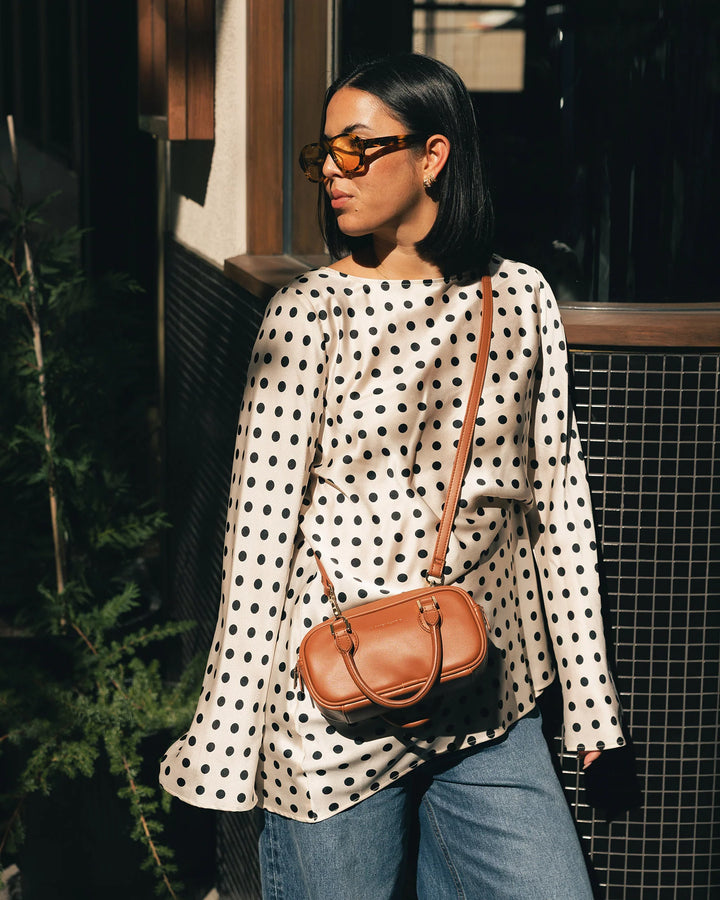 Arki Crossbody Bags