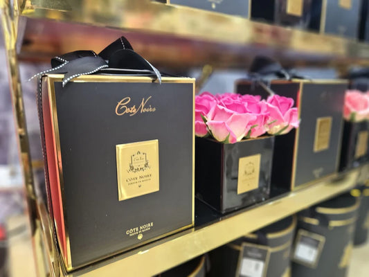 COUTURE PERFUMED NATURAL TOUCH 9 ROSES - SQUARE BLACK VASE GOLD & MAGENTA
