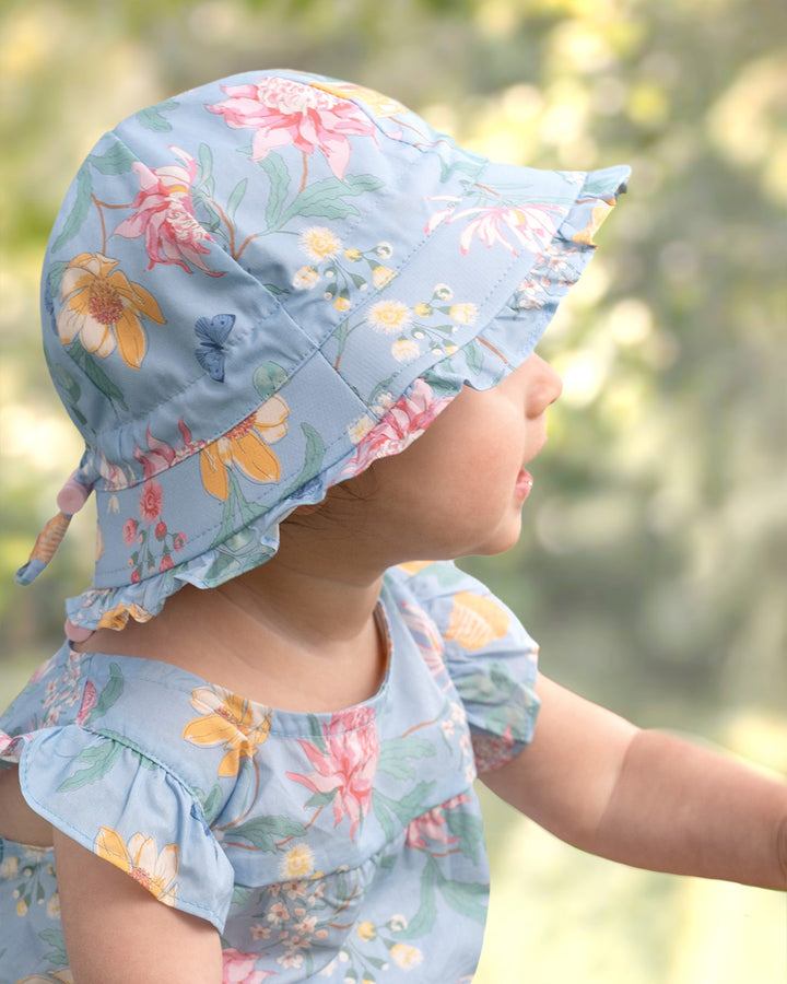 Bell Hat Matilda - Waratah Sky