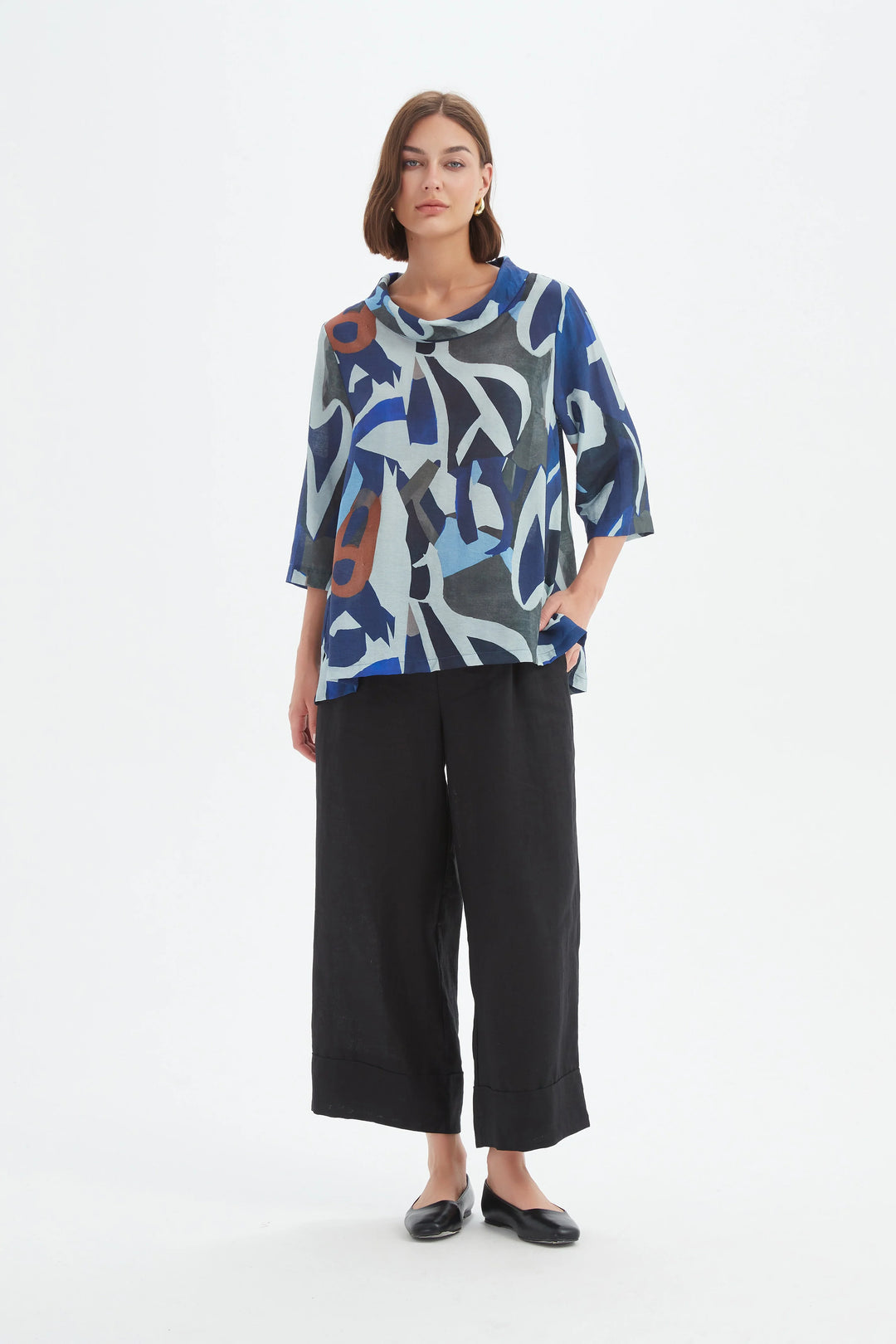HIGH NECK PRINT TOP-Blue