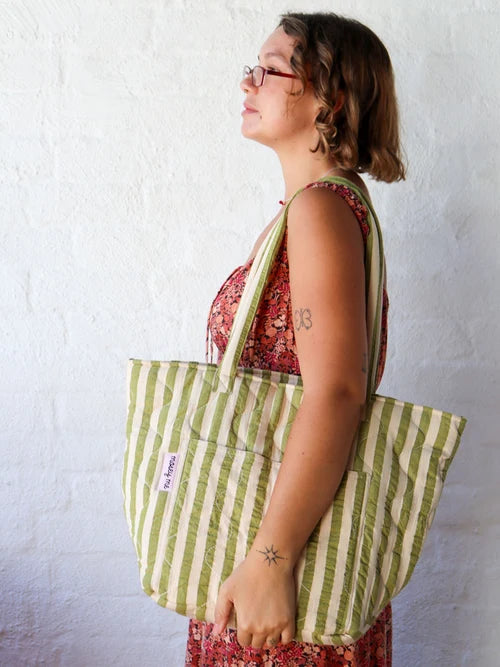 Pistachio Seersucker Quilted Bag