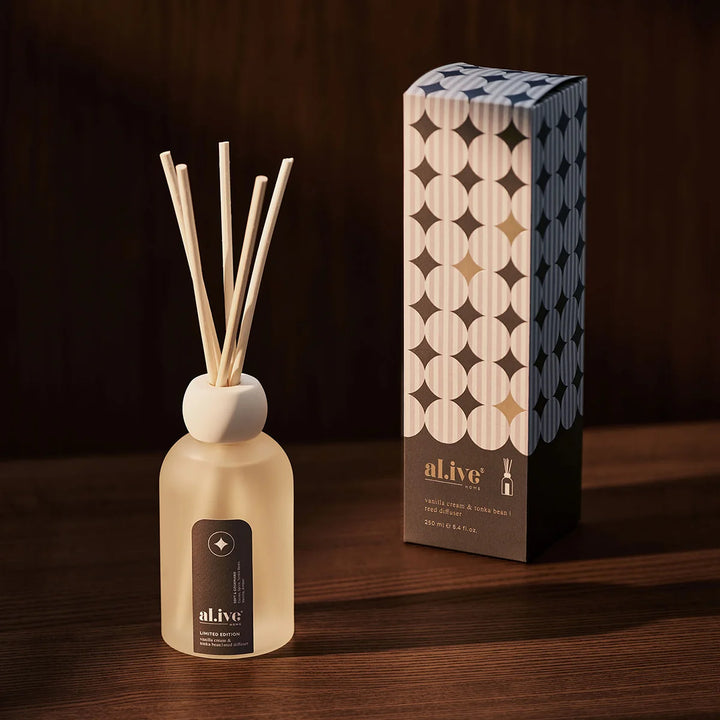 REED DIFFUSER - VANILLA CREAM AND TONKA BEAN
