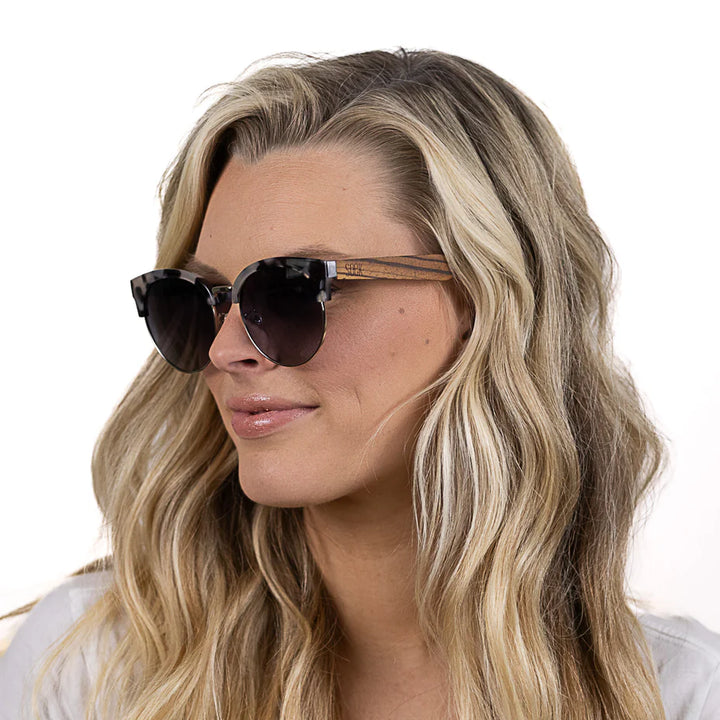 HEATHER IVORY TORT l Grey Lens l White Maple Arms