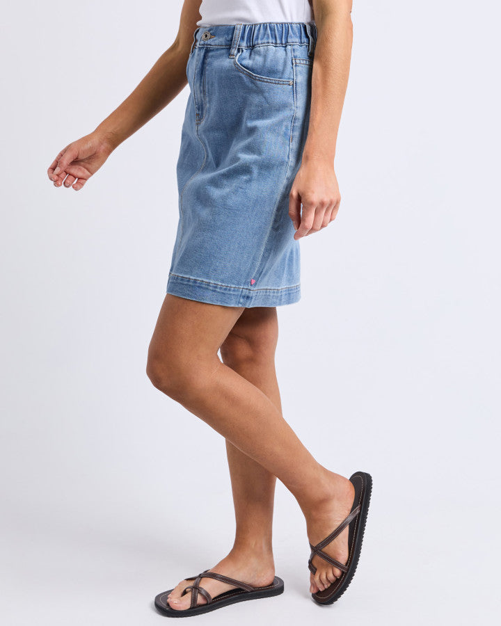 BIRDIE DENIM SKIRT - LIGHT BLUE WASH