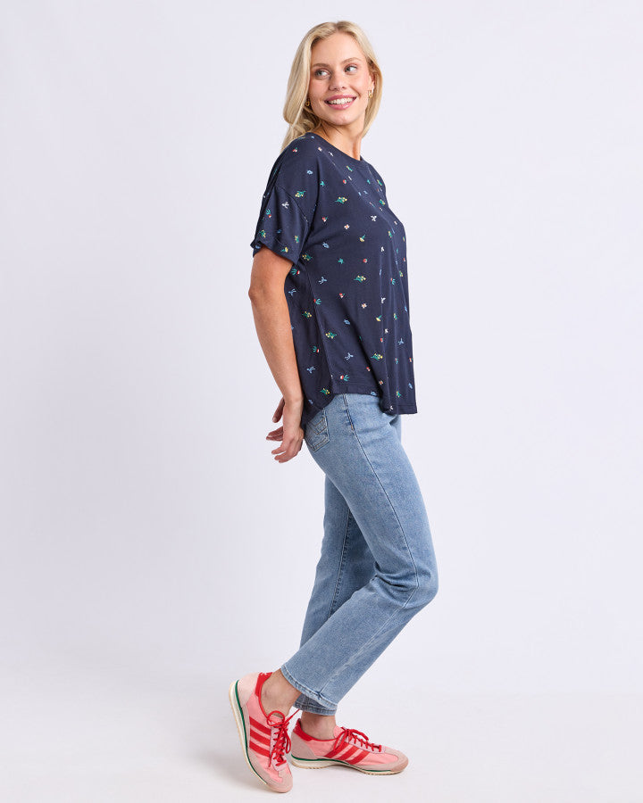 Festive Market Tee - Navy