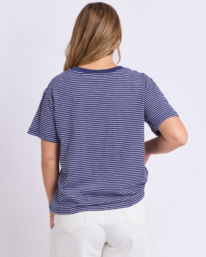 HUTCH STRIPE TEE - Navy
