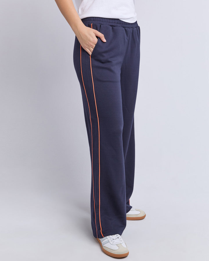 Traveller Pant - Navy