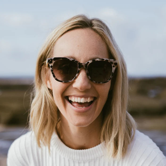 Lila Grace Ivory Tortoise | Graduated Brown Lens | White Maple Arms